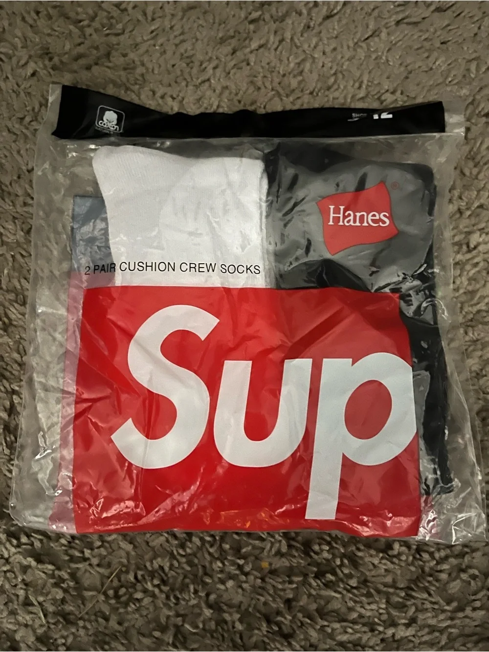 Hanes 2-Pack Crew Socks - White & Black